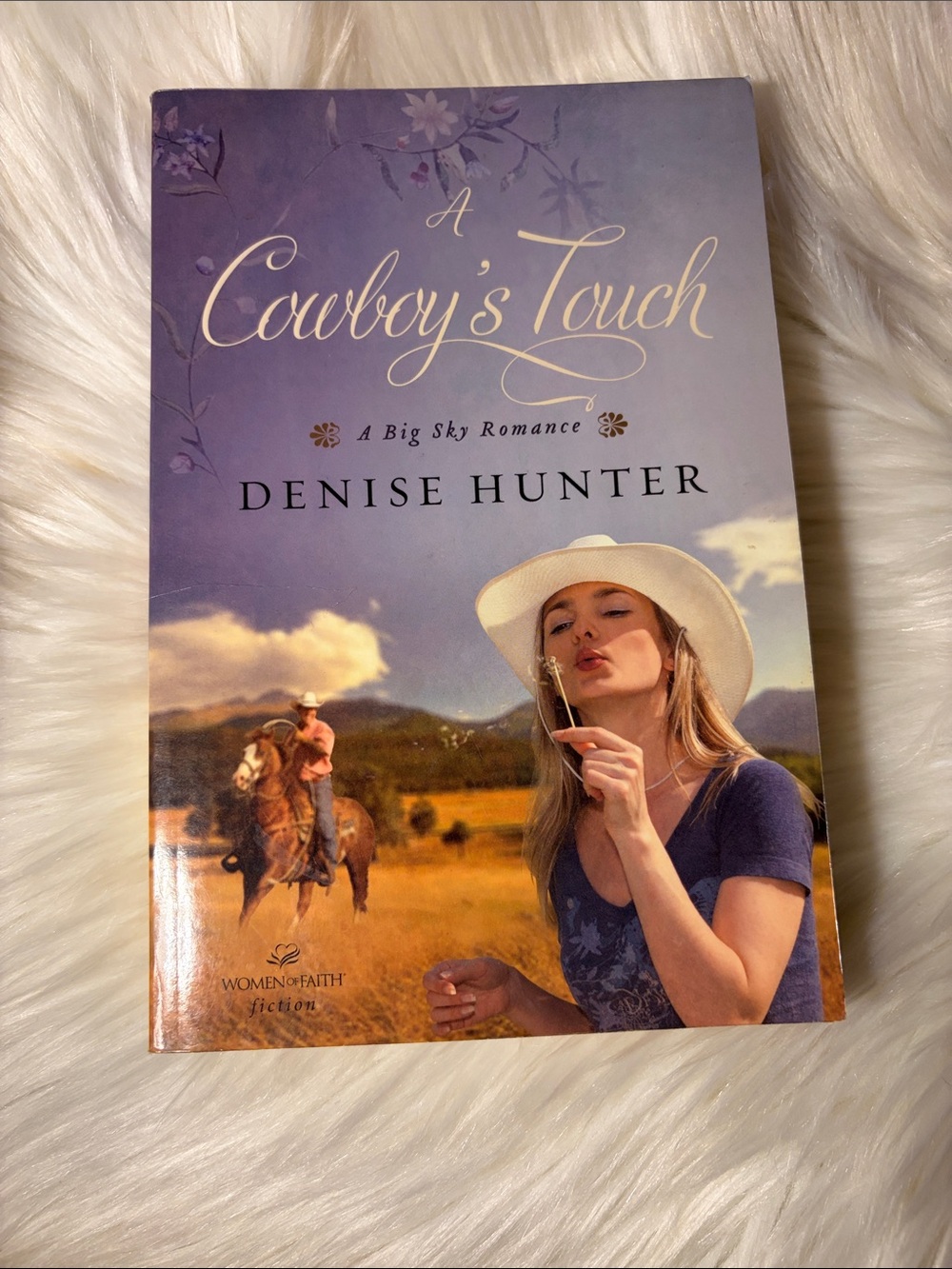 📚 3 for $15 📚 A cowboy’s touch by Denise Hunter